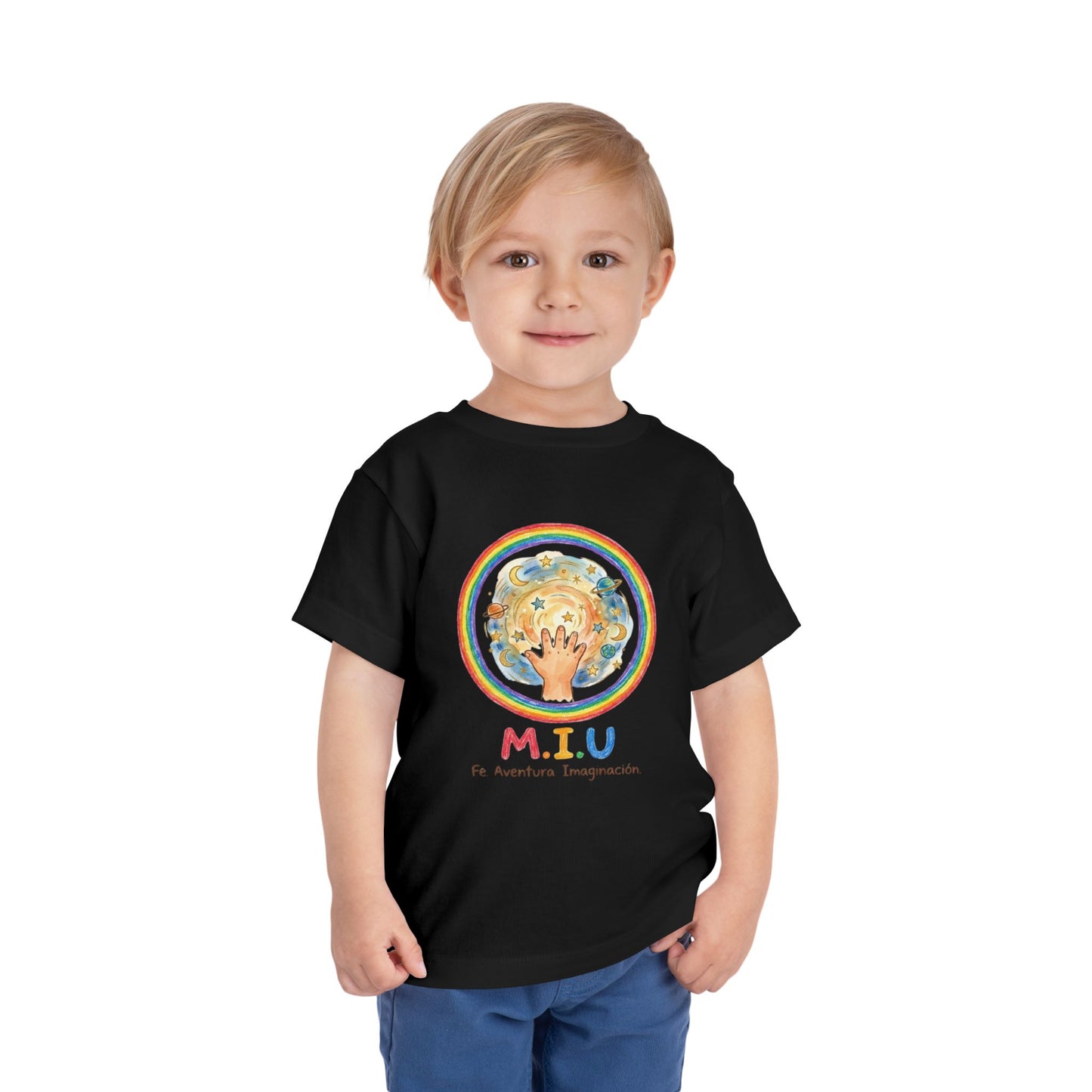 Camiseta Toddler M.I.U — Logo Manito Arcoíris | Fe, Aventura, Imaginación
