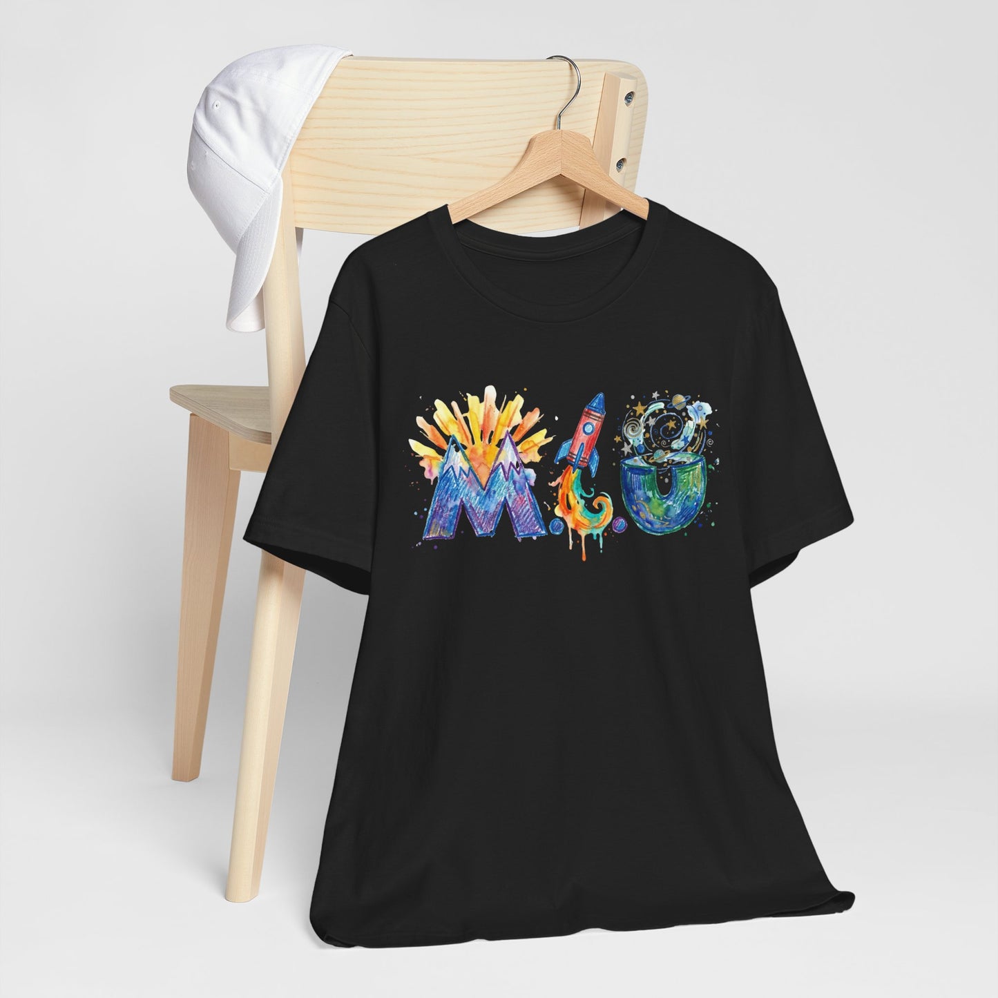 Camiseta Unisex Adulto M.I.U — Logo Fe, Aventura, Imaginación | Cohete & Universo