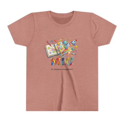 Camiseta Unisex Niños M.I.U — Logo Libro & Universo | Fe, Aventura, Imaginación