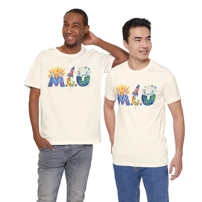 Camiseta Unisex Adulto M.I.U — Logo Fe, Aventura, Imaginación | Cohete & Universo