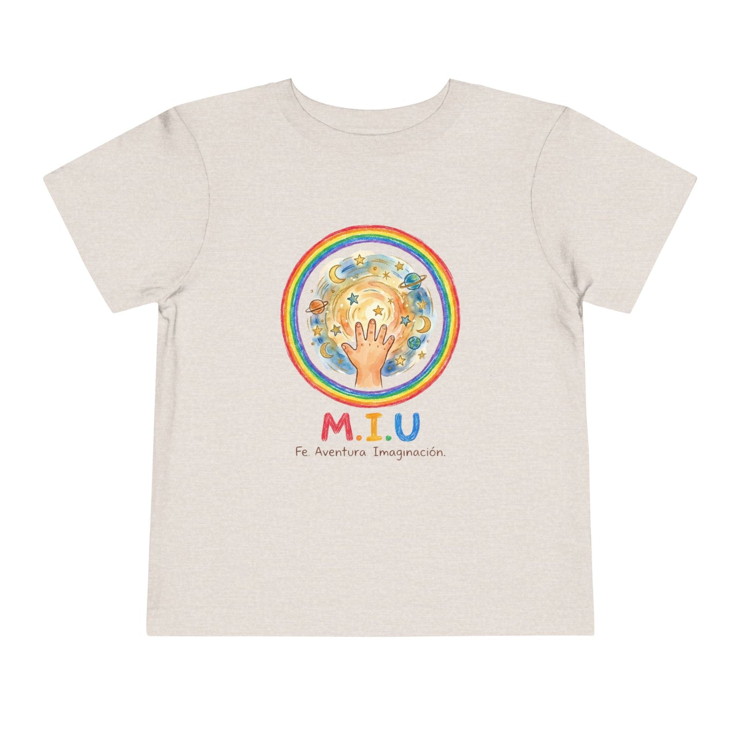 Camiseta Toddler M.I.U — Logo Manito Arcoíris | Fe, Aventura, Imaginación