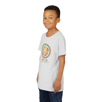 Camiseta Unisex Niños M.I.U — Logo Manito Arcoíris | Fe, Aventura, Imaginación