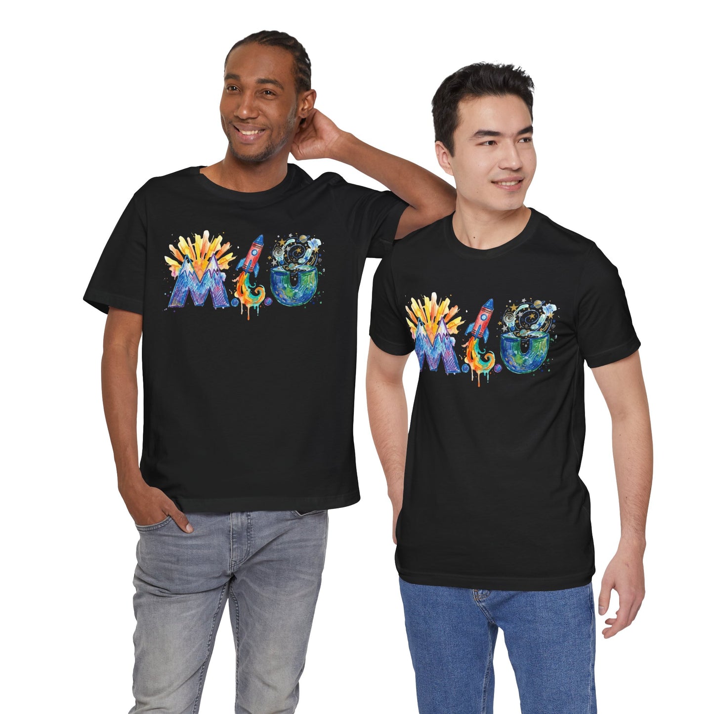 Camiseta Unisex Adulto M.I.U — Logo Fe, Aventura, Imaginación | Cohete & Universo