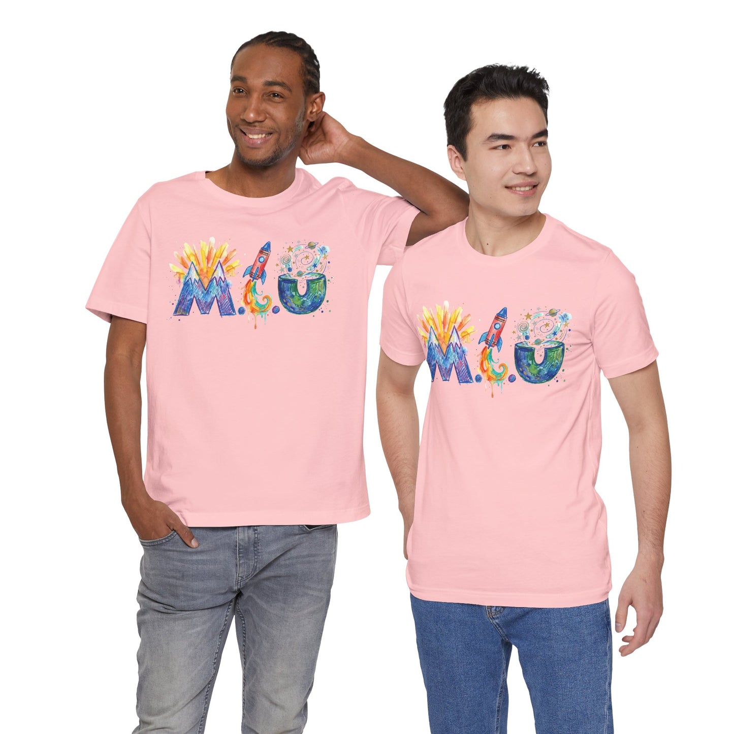 Camiseta Unisex Adulto M.I.U — Logo Fe, Aventura, Imaginación | Cohete & Universo