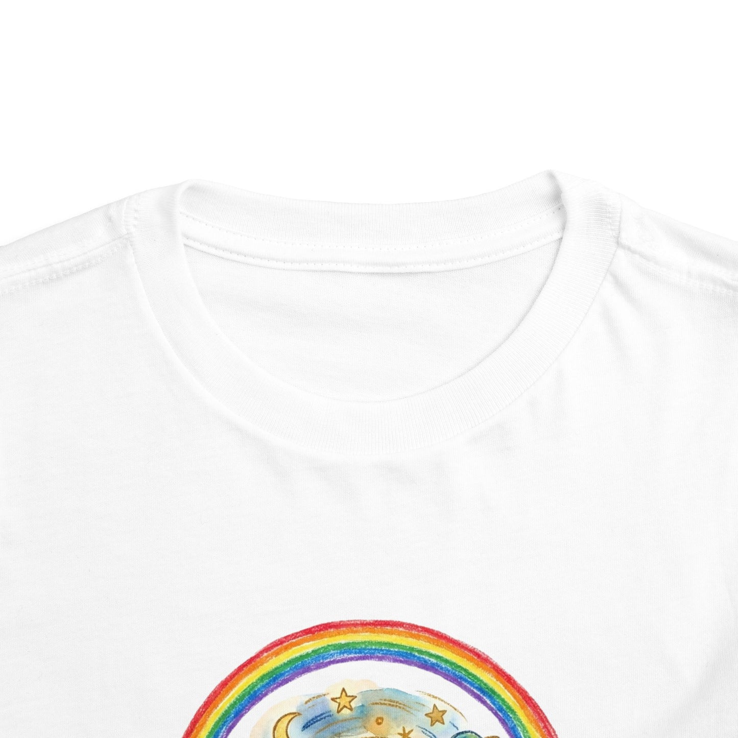 Camiseta Toddler M.I.U — Logo Manito Arcoíris | Fe, Aventura, Imaginación