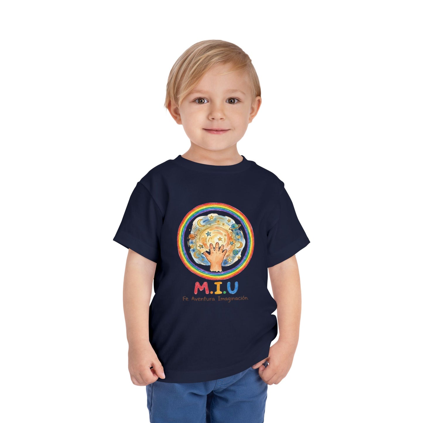 Camiseta Toddler M.I.U — Logo Manito Arcoíris | Fe, Aventura, Imaginación